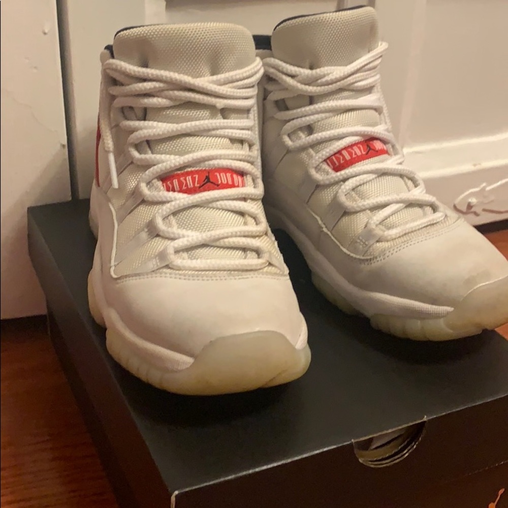 Jordan 11 platinum tint GS